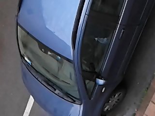 Zia si tocca ogni mattina