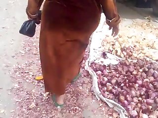 labwa masriya f souk o ahla tiz